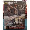 Image 2 : THE WALKING DEAD 10" RICK GRIMES DELUXE ACTION FIGURE