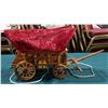 Image 3 : VINTAGE CONESTOGA WAGON LAMP