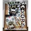 Image 1 : BOX LOT OF COLLECTIBLE ROBOTS ETC
