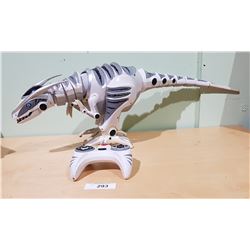 WOWWEE ROBORAPTOR ROBOT WITH CONTROLLER