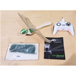 WOWWEE FLYTECH DRAGONFLY WITH CONTROLLER, MANUAL AND EXTRA WINGS