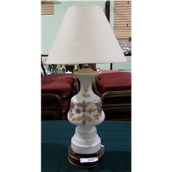 VINTAGE HAND PAINTED SATIN GLASS TABLE LAMP