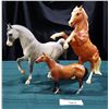 Image 1 : 3 COLLECTIBLE BREYER HORSES