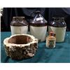 Image 1 : 4 CROCS AND BARK PLANT HOLDER