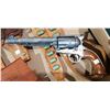 Image 3 : VINTAGE CAP GUNS AND BELTS