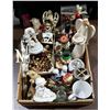 Image 1 : BOX LOT OF CHRISTMAS DÉCOR