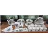Image 1 : APPROX 50 PIECE SPODE "CHRISTMAS TREE" CHINA SET