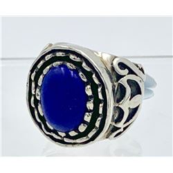 BIG AND BOLD BLUE STONED STERLING SILVER RING.