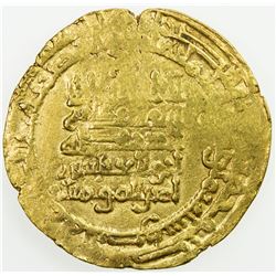 ABBASID: al-Muqtadir, 908-932, AV dinar (4.19g), Mah al-Basra, AH318. EF