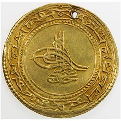 TURKEY: Abdul Hamid I, 1774-1789, AV 1 1/2 altin (4.41g), Islambul, AH1187 year 11. EF