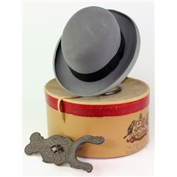 Collection of 2 includes Stetson felt bowler hat