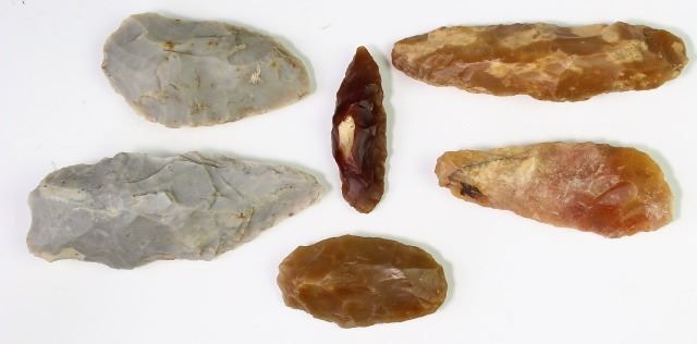 Collection of 6 stone paleolithic scrapers