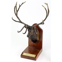 Bronze "Boone and Crockett #2441 6/8"