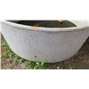 Image 2 : Concrete Water Trough, Approx. 6' Dia, 27" Height