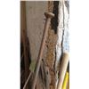 Image 5 : Large Lot of Rakes, Pitchforks, Shovels, Spade, Brooms, etc.