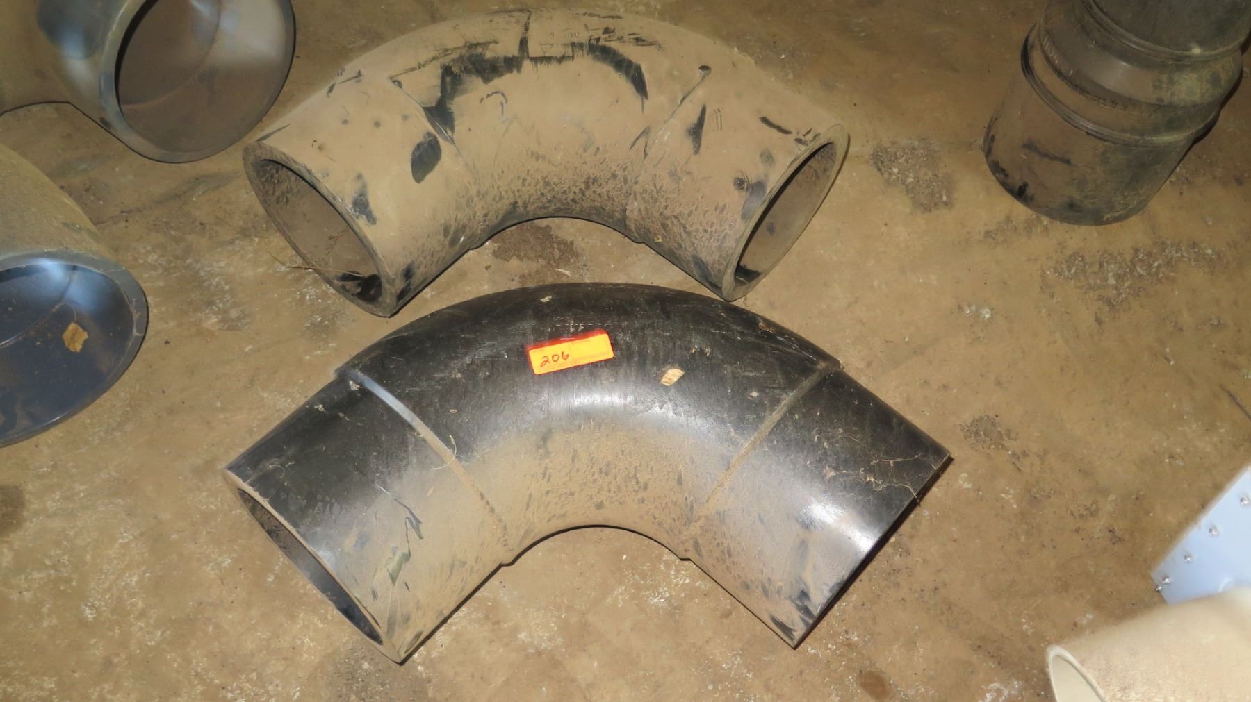 Large Pvc Elbow Rack Qty 2 PVC Elbows - Large - Oahu Auctions