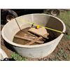 Image 3 : Concrete Water Trough, Approx. 6' Dia, 27" Height