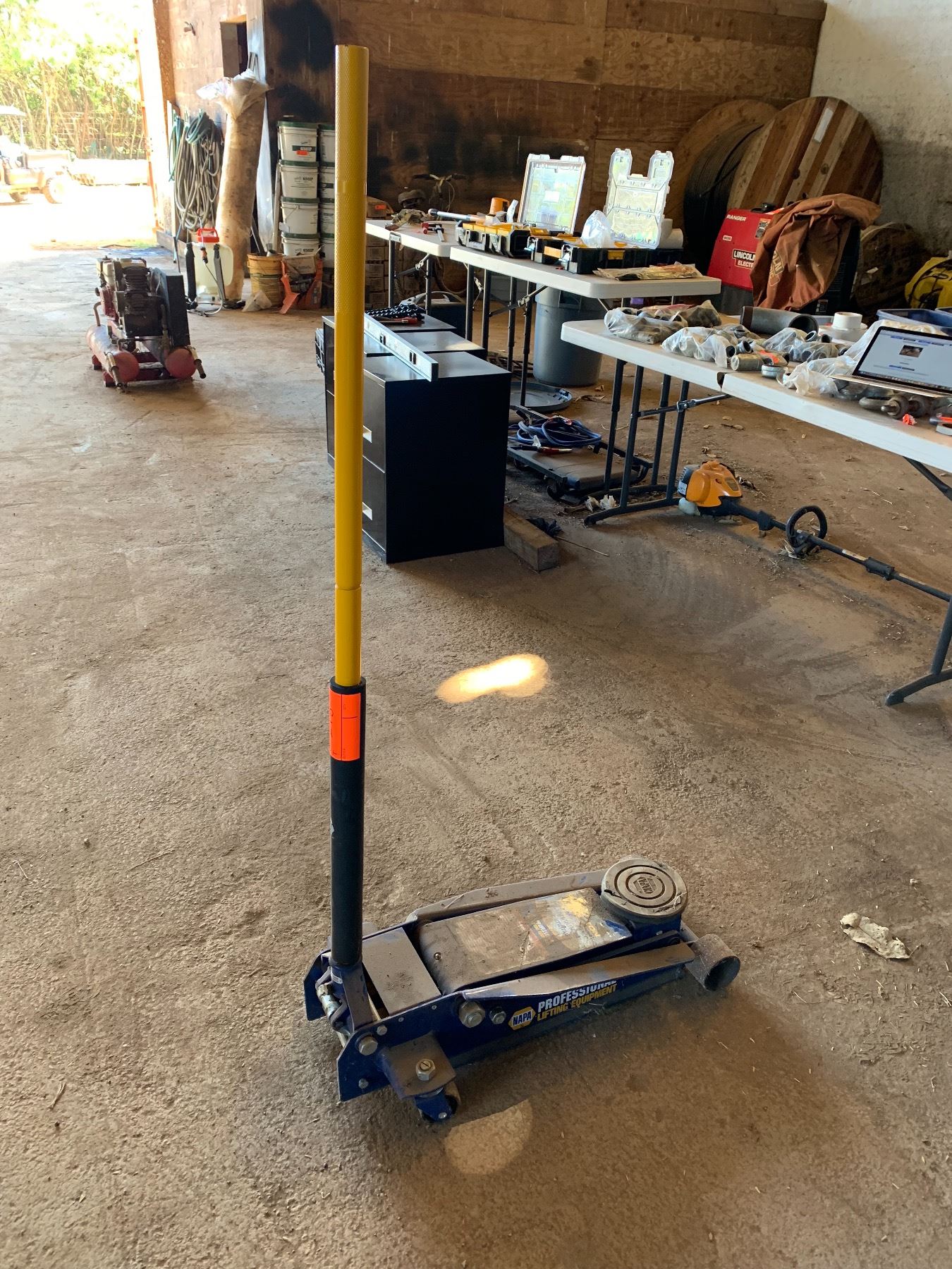Napa 3 1 2 Ton Service Jack