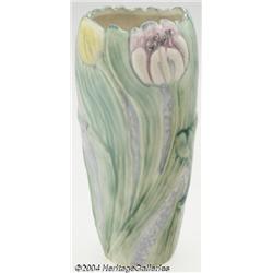 Weller: A SILVERTONE AMERICAN POTTERY VASE (Weller)