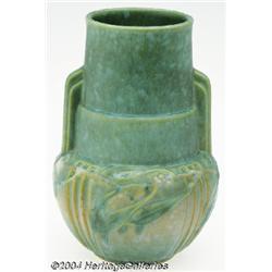 Roseville: A LAUREL GREEN AMERICAN POTTERY VASE (Roseville)