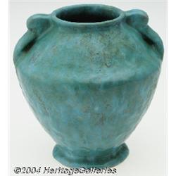 Roseville: A CARNELIAN II AMERICAN POTTERY VASE (Roseville)