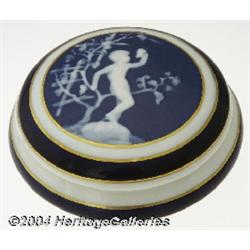 Limoges: A EUROPEAN PORCELAIN COVERED BOX (Limoges)