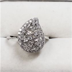 STERLING SILVER CUBIC ZIRCONIA RING SIZE 8.25
