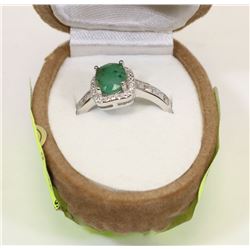 STERLING SILVER EMERALD CUBIC ZIRCONIA RING SIZE 8