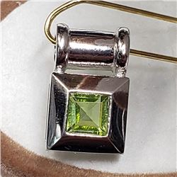 STERLING SILVER PERIDOT PENDANT