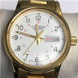 8) CITIZENS QUARTZ GOLD WATCH