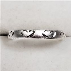 62) STERLING SILVER RING SIZE 8