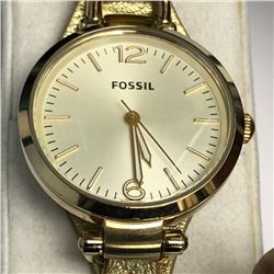12) FOSSIL GOLD LADIES WATCH WORKING