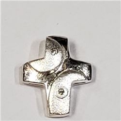 86) STERLING SILVER CUBIC ZIRCONIA PENDANT