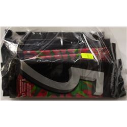 BAG OF FIVE-GUM SOUR STRAWBERRY FLAVOUR