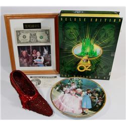BOX OF WIZARD OF OZ COLLECTIBLES, INCLUDING