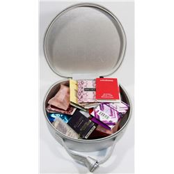 ELIZABETH ARDEN COSMETIC CASE WITH ASSORTED NEW