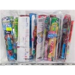 LARGE BAG OF ASSORTED TOOTHBRUSHES