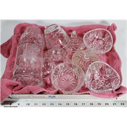 FLAT OF ESTATE CRYSTAL AND GLASSWARE