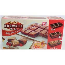 NEW PERFECT BROWNIE PAN SET BAKES 18 INDIVIDUAL