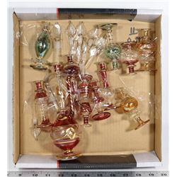 CONTAINER OF PERFUME BOTTLES