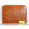 Image 1 : MEXICAN GENUINE LEATHER ORGANIZER W/ AZTEC