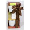 Image 1 : 2 GODIVA CUPS & HOT CHOCOLATE GIFT SET