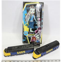 MONSTER HIGH FRANKIE STEIN & 2 VIA TRIAN COIN