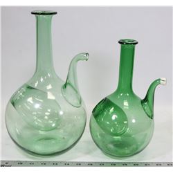 2 UNIQUE WINE GLASSES