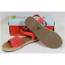 NEW CAT & JACK GIRLS SANDALS SIZE 5