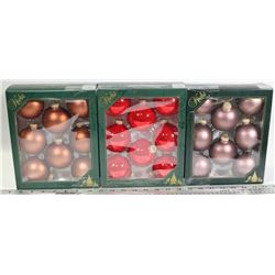 BUNDLE OF CHRISTMAS TREE BALL DECORATIONS