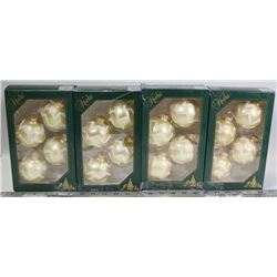 BUNDLE OF CHRISTMAS TREE BALL DECORATIONS