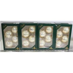 BUNDLE OF CHRISTMAS TREE BALL DECORATIONS