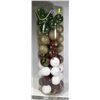 Image 1 : SET OF CHRISTMAS TREE BALLS