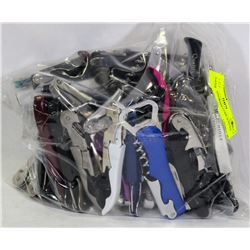 BAG OF ASSORTED CORK SCREWS